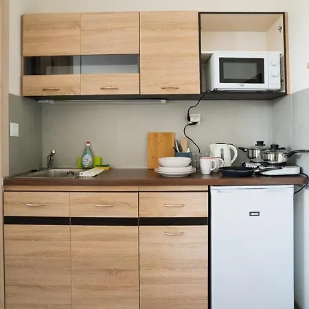 Apartmany Pokoj Zvolen * זבולן